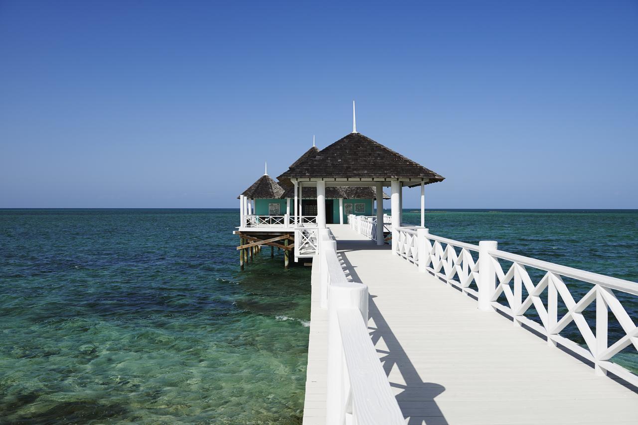 Kamalame Cay Hotel Blanket Sound Exterior photo